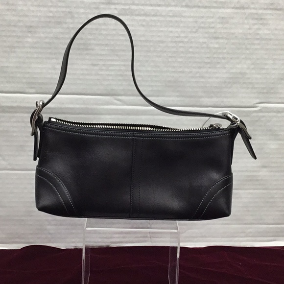Black leather Coach purse - Picture 1 of 5